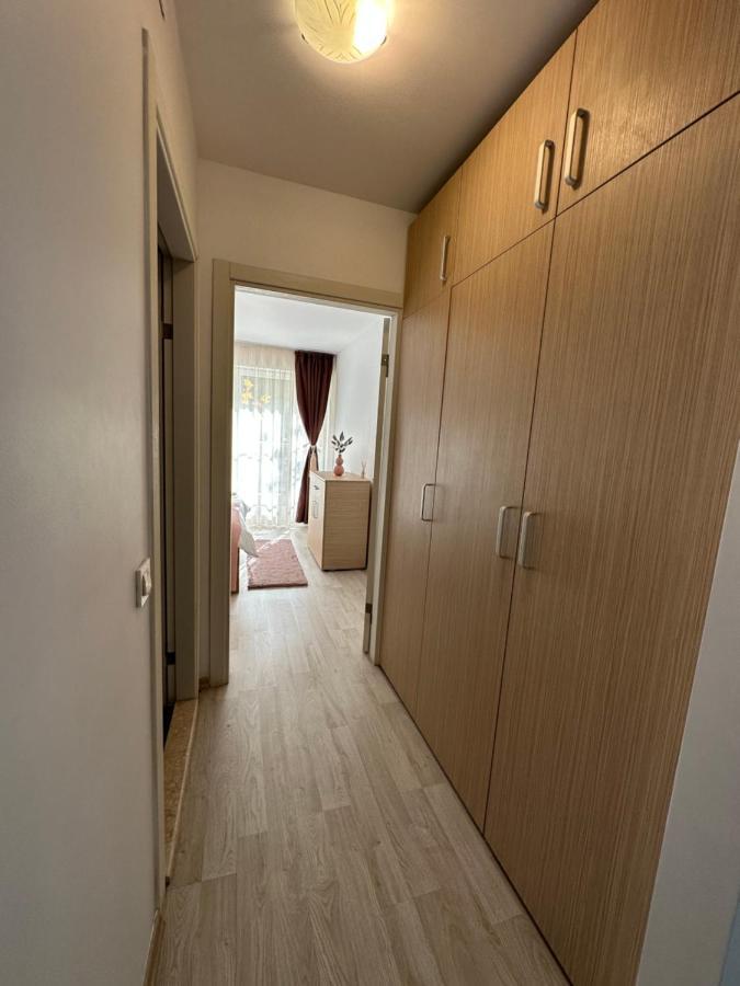 Fly Airport Residences & Therme-Self Check-In Otopeni Esterno foto