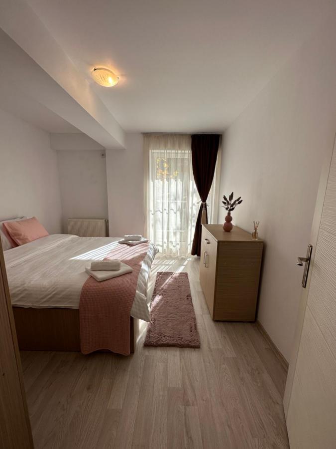 Fly Airport Residences & Therme-Self Check-In Otopeni Esterno foto